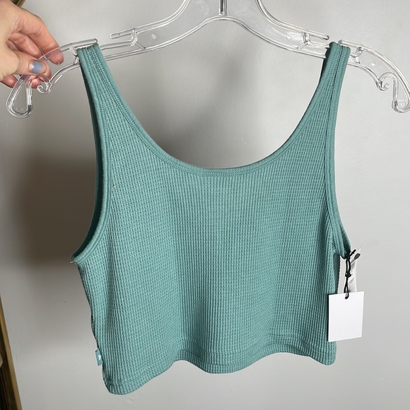 TNA | Rayna Waffle Knit Top (Red & Teal) - Picture 3 of 11